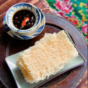 4.2. Bánh hỏi chiên giòn chấm kho quẹt