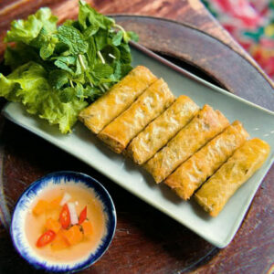 3.4. Chả Giò Cổ Truyền Hà Thành, Sốt Chua Ngọt