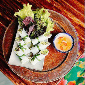 3.5. Phở Cuốn Ngũ Xã Hồ Tây, Sốt Chua Ngọt