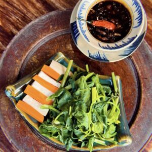 10.4. Rau Củ Quả Luộc Kho Quẹt