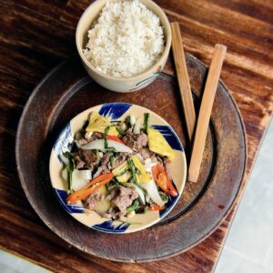 4.6. Bò Xào Trái Thơm