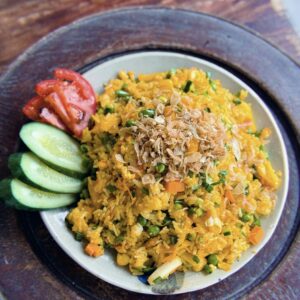 11.9. Cơm Chiên Trái Thơm Đậu Hũ