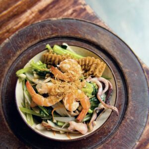 5.2. Mỳ Xào Áp Chảo Với Hải Sản