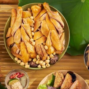 8.2. Gà Ta Hấp Sen