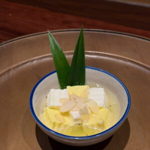 2.3. Chè Khúc Bạch Sầu Riêng